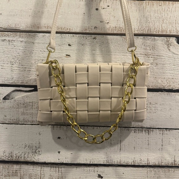 Handbags - Classy White Faux Leather Purse W/ Criss Cross Design. Two Handles. Gold Chain